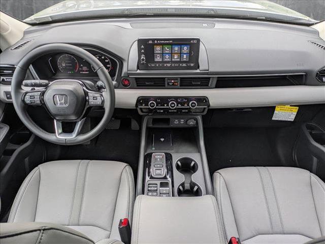 new 2025 Honda Pilot car, priced at $44,950