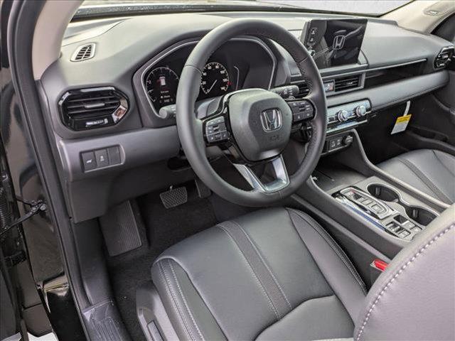 new 2025 Honda Pilot car, priced at $52,995