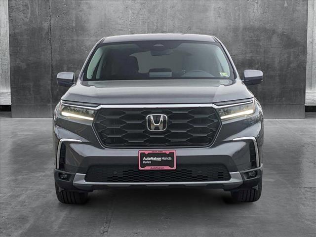 new 2025 Honda Pilot car, priced at $47,725