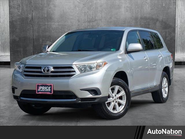 used 2013 Toyota Highlander car, priced at $12,390