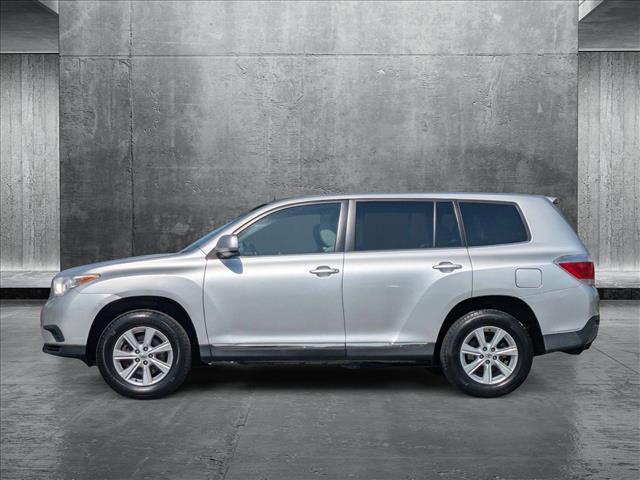 used 2013 Toyota Highlander car, priced at $12,390