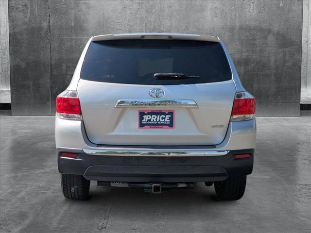 used 2013 Toyota Highlander car, priced at $12,390