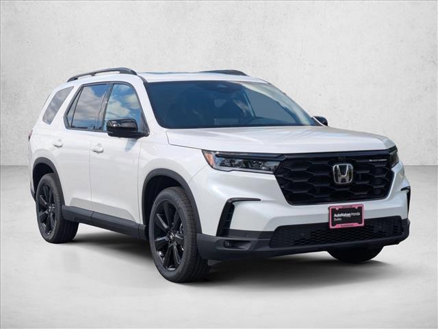 new 2025 Honda Pilot car, priced at $56,530