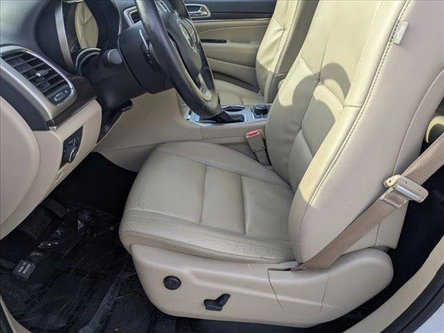 used 2017 Jeep Grand Cherokee car, priced at $11,399