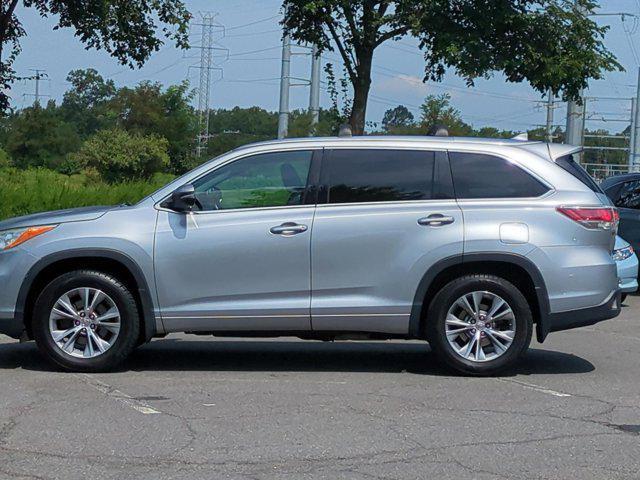 used 2014 Toyota Highlander car, priced at $21,591