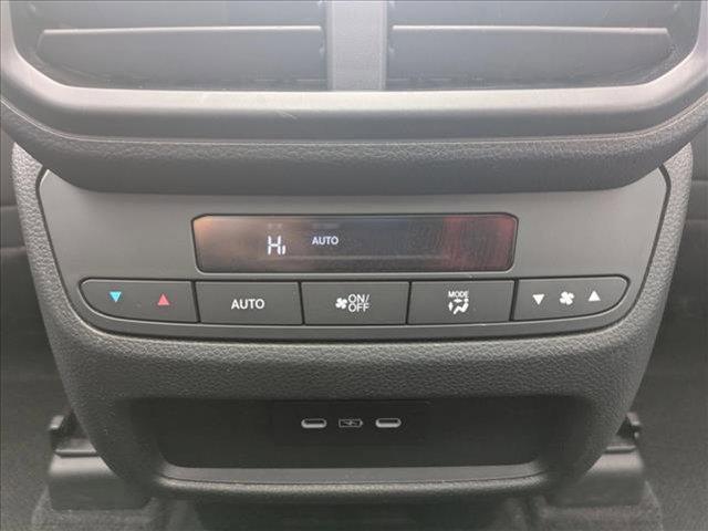 used 2025 Honda Pilot car, priced at $43,991