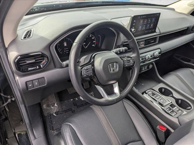 used 2025 Honda Pilot car, priced at $43,991