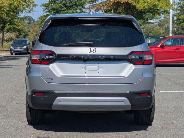 new 2025 Honda Pilot car, priced at $47,825