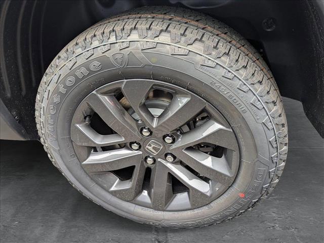 new 2025 Honda Ridgeline car, priced at $40,555