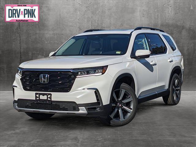 new 2025 Honda Pilot car, priced at $51,450