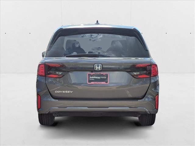 new 2026 Honda Odyssey car, priced at $44,290