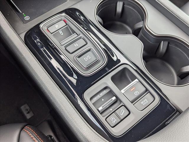 new 2025 Honda Pilot car, priced at $51,350