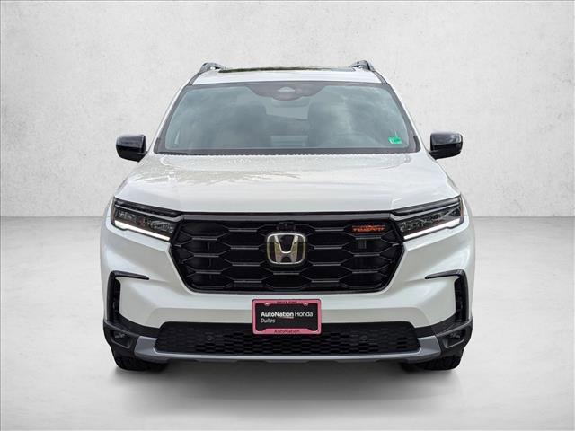 new 2025 Honda Pilot car, priced at $51,350