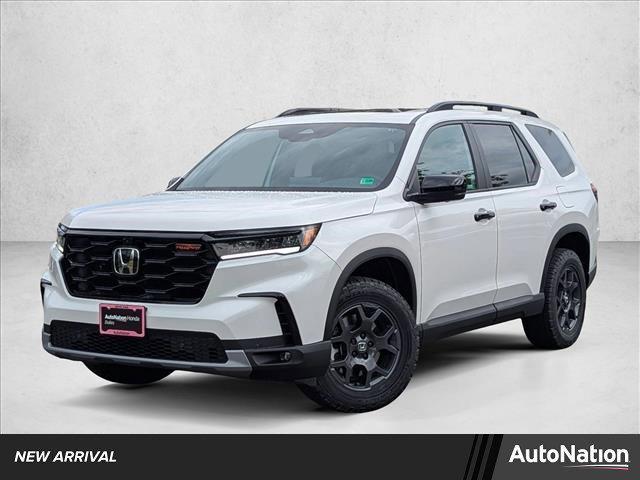 new 2025 Honda Pilot car, priced at $51,350