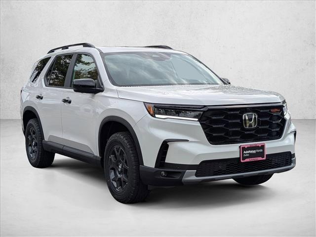 new 2025 Honda Pilot car, priced at $51,350