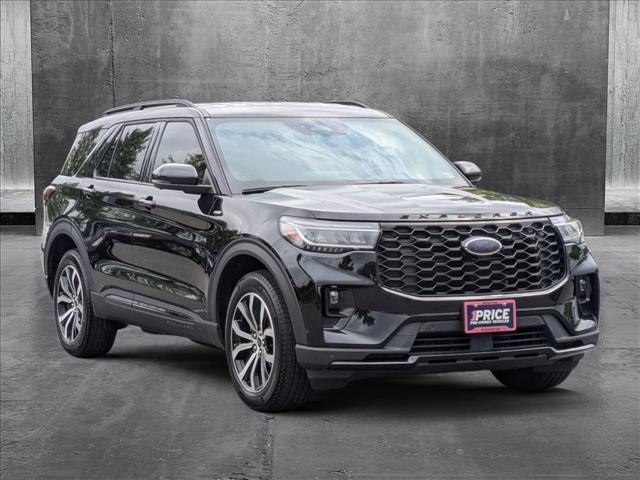used 2025 Ford Explorer car, priced at $41,995
