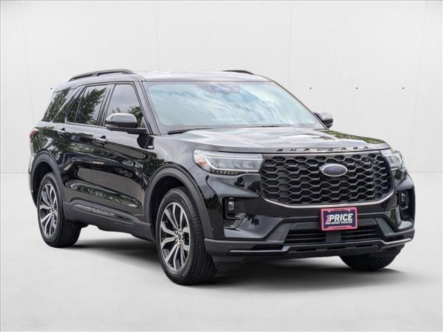 used 2025 Ford Explorer car, priced at $39,990