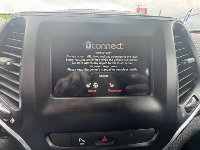 used 2019 Jeep Cherokee car, priced at $13,995