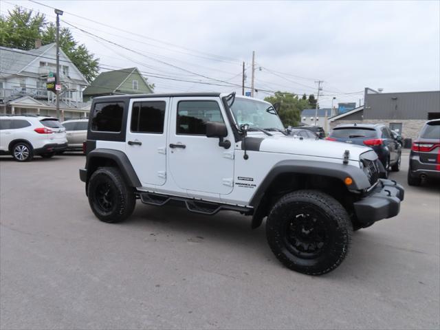 used 2016 Jeep Wrangler Unlimited car, priced at $20,995