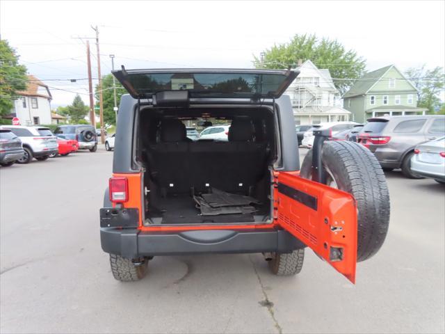 used 2015 Jeep Wrangler Unlimited car, priced at $13,995