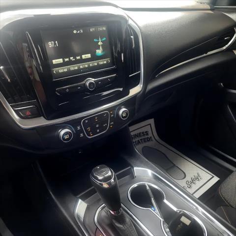 used 2018 Chevrolet Traverse car, priced at $15,995