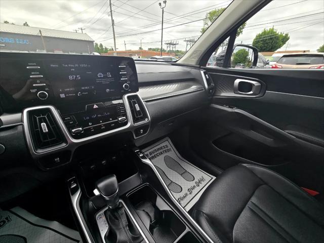 used 2021 Kia Sorento car, priced at $22,995