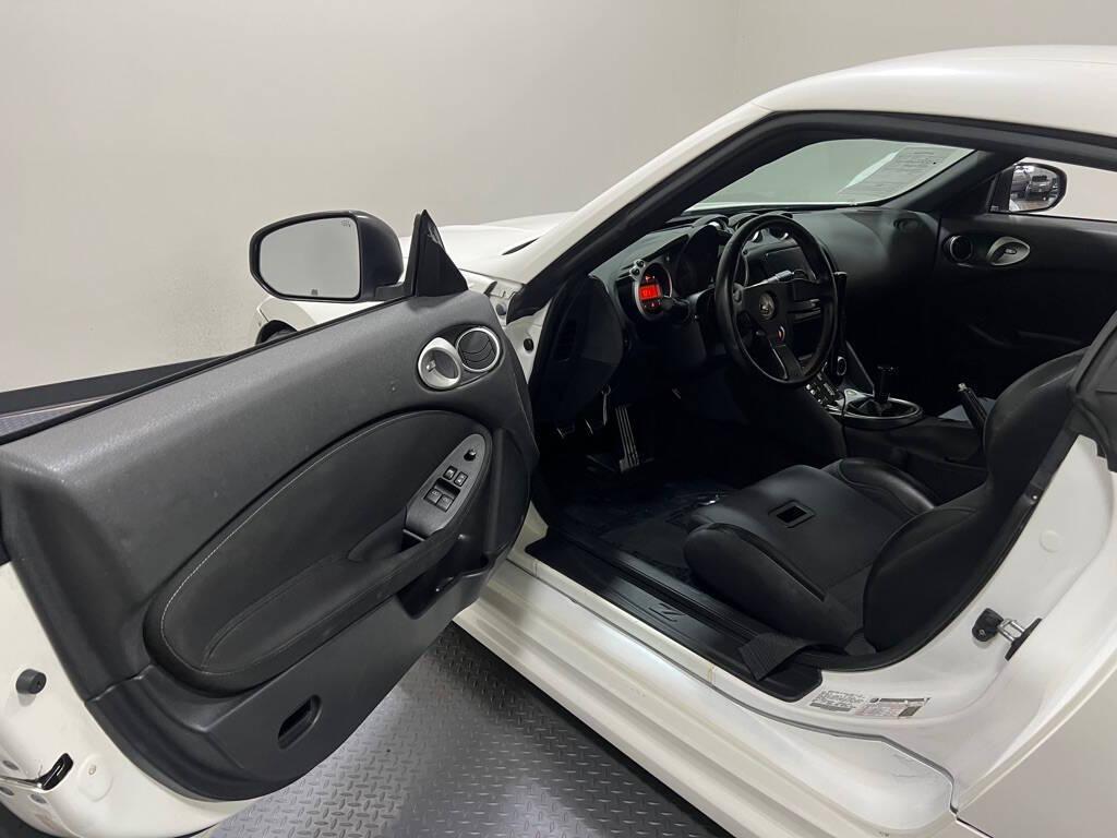 used 2011 Nissan 370Z car, priced at $19,999