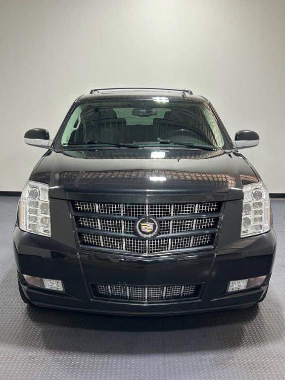 used 2012 Cadillac Escalade car, priced at $11,999