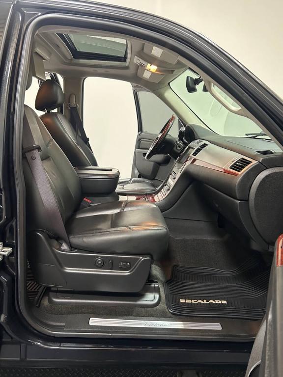 used 2012 Cadillac Escalade car, priced at $11,999