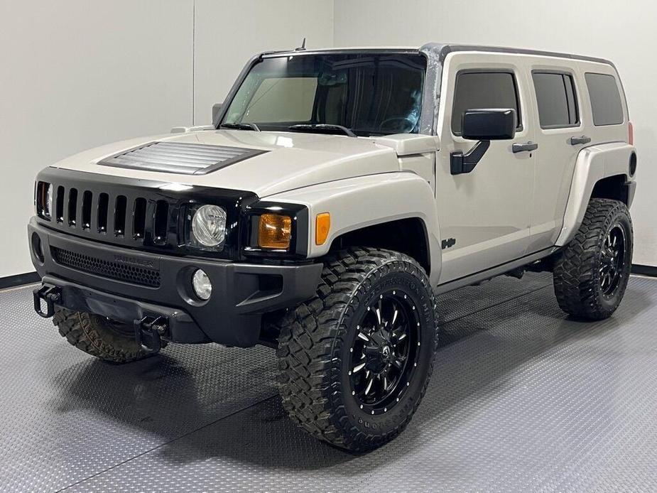 used 2007 Hummer H3 car, priced at $9,999