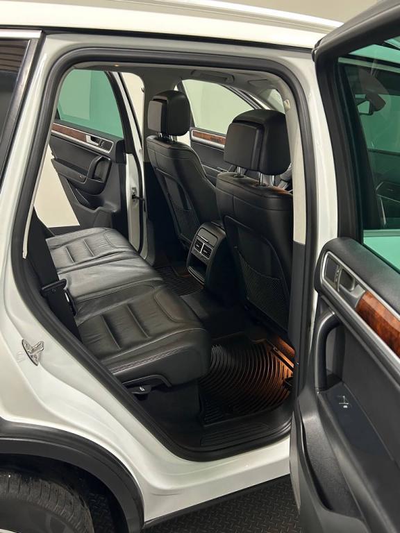 used 2014 Volkswagen Touareg car, priced at $11,999