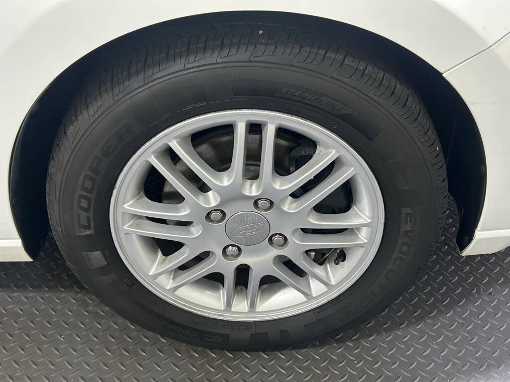 used 2008 Ford Focus car, priced at $6,999