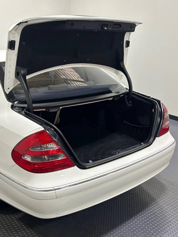 used 2006 Mercedes-Benz E-Class car, priced at $3,250