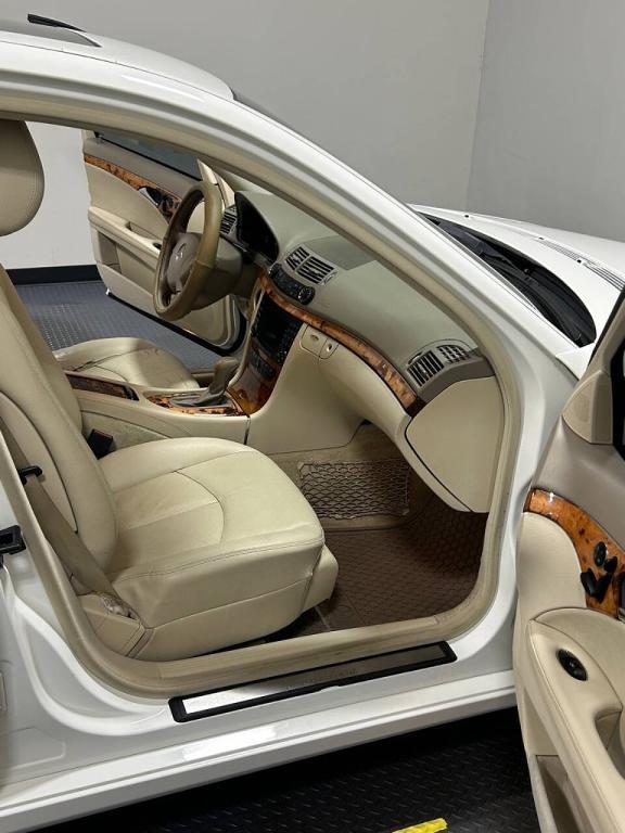 used 2006 Mercedes-Benz E-Class car, priced at $3,250