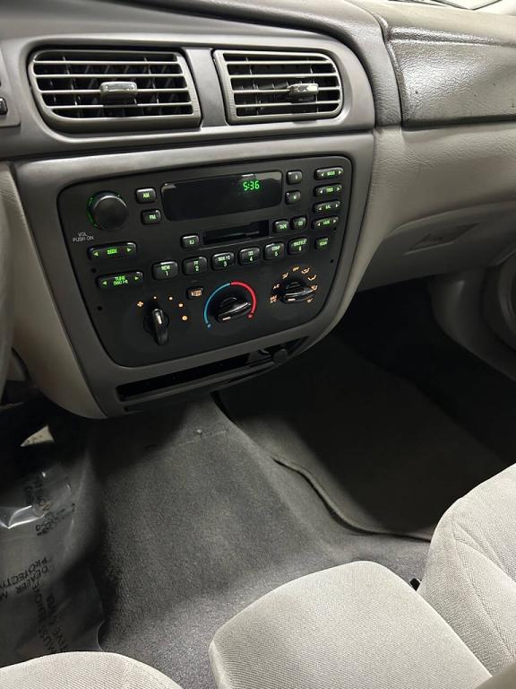 used 2007 Ford Taurus car, priced at $4,999