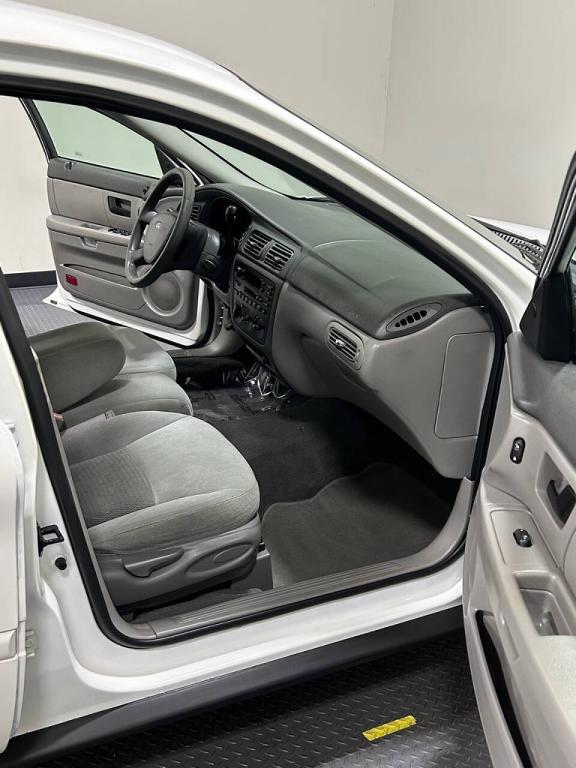used 2007 Ford Taurus car, priced at $4,999