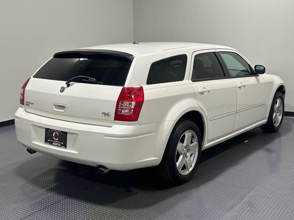 used 2006 Dodge Magnum car, priced at $7,999