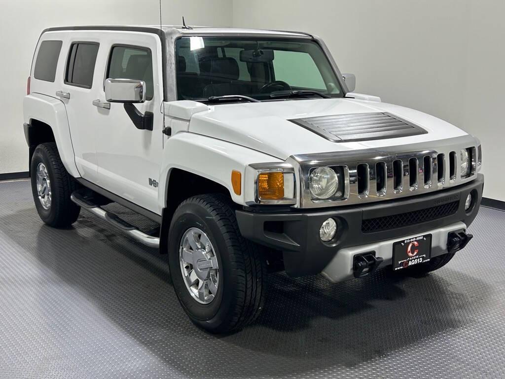 used 2009 Hummer H3 car, priced at $15,499