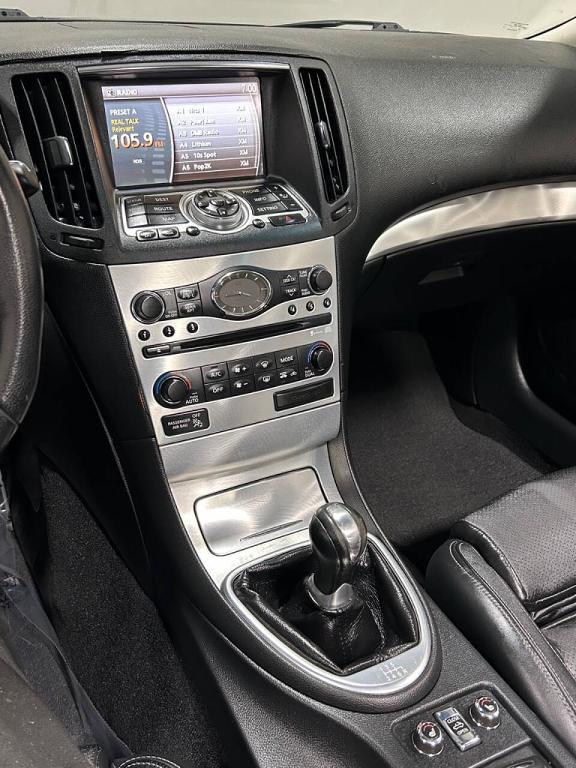 used 2009 INFINITI G37 car, priced at $10,999