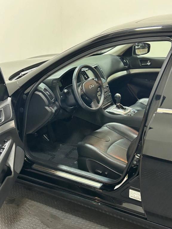 used 2011 INFINITI G25x car, priced at $13,799