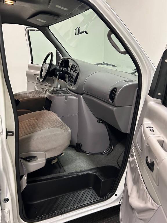 used 2001 Ford E350 Super Duty car, priced at $16,999