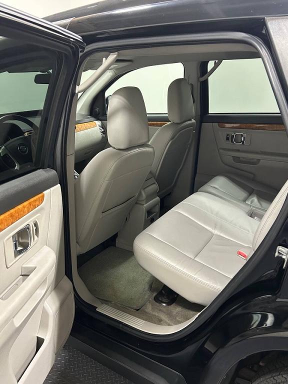 used 2007 Suzuki XL7 car, priced at $2,150