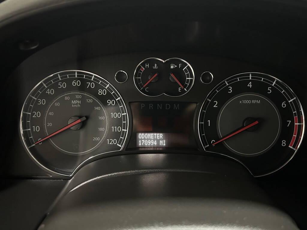 used 2007 Suzuki XL7 car, priced at $2,150