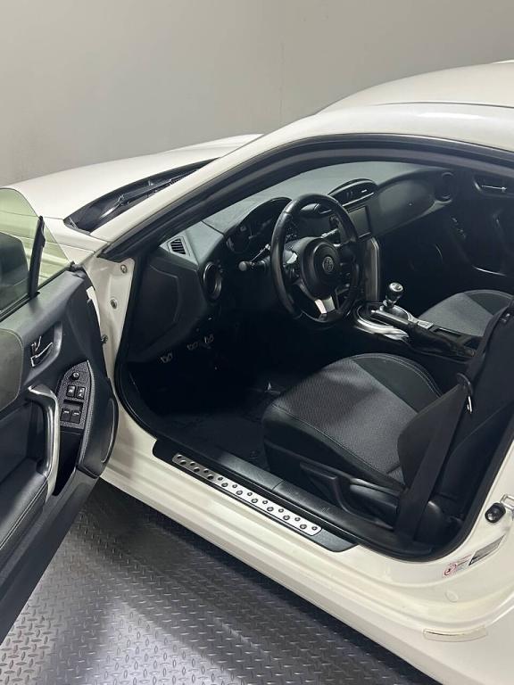 used 2017 Toyota 86 car, priced at $20,999