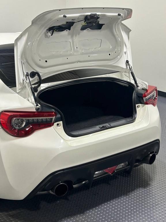 used 2017 Toyota 86 car, priced at $20,999