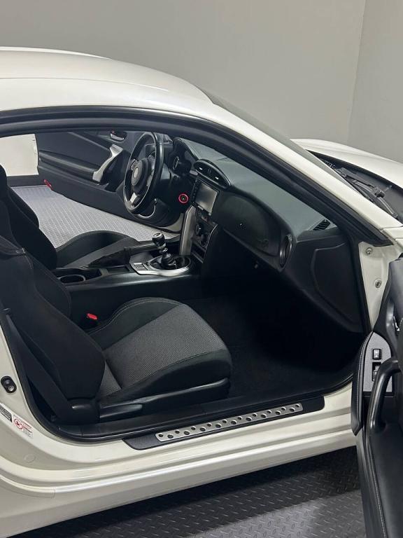 used 2017 Toyota 86 car, priced at $20,999