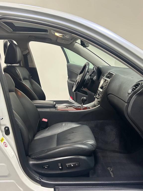 used 2007 Lexus IS 250 car, priced at $10,999