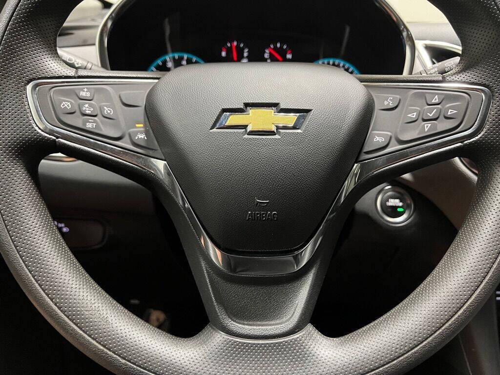 used 2020 Chevrolet Equinox car, priced at $11,999