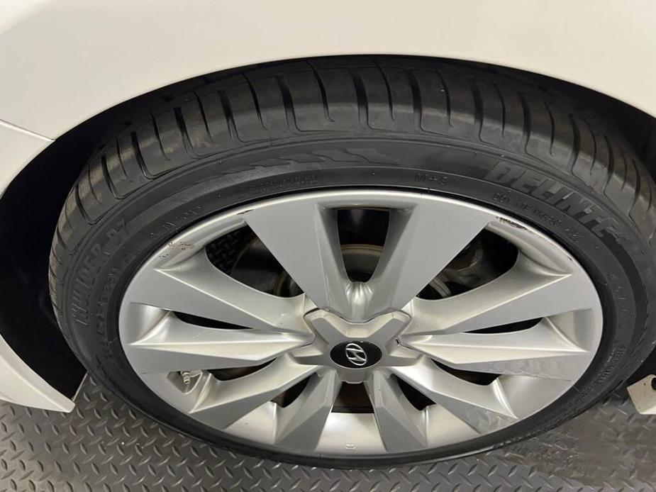 used 2015 Hyundai Azera car, priced at $9,999