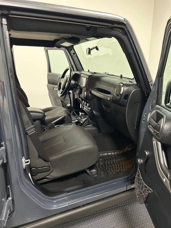 used 2016 Jeep Wrangler Unlimited car, priced at $13,999